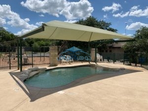 مظلات مسابح خارجية