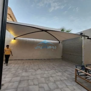 فني تفصيل مظلات بالرياض